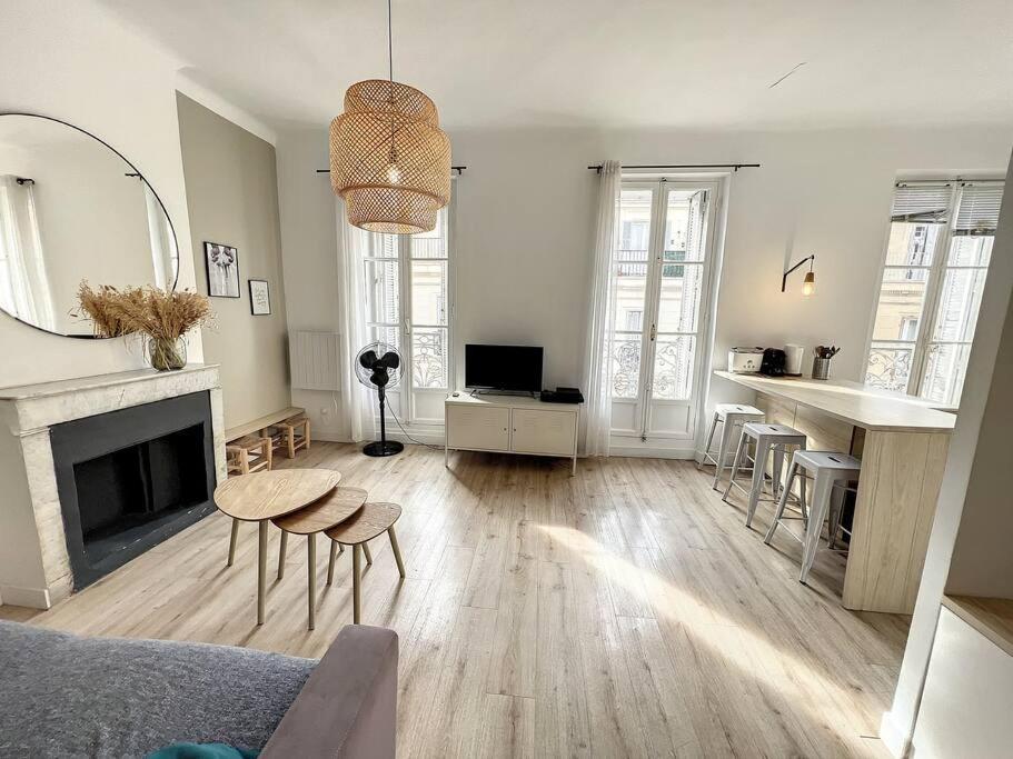 Place - Appartement Lumineux Au Coeur De La Joliette Marseille Extérieur photo